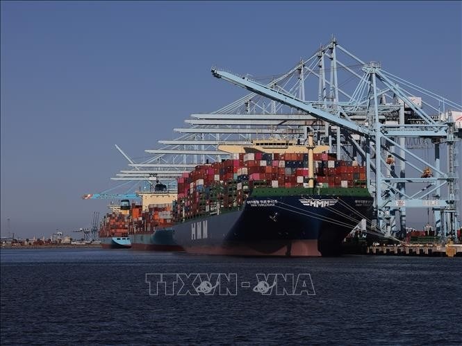 Dự báo 2026: Bốn vấn đề lớn thách thức hệ thống thương mại toàn cầu