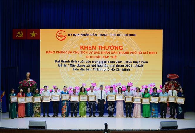 Phong trào xây dựng xã hội học tập là động lực thúc đẩy phát triển nguồn nhân lực