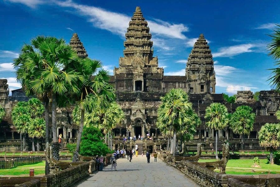 Xung đột Thái Lan - Campuchia khiến quần thể Angkor vắng khách