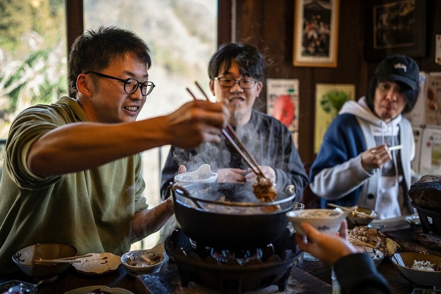 Cơn sốt ăn thịt gấu ở Nhật