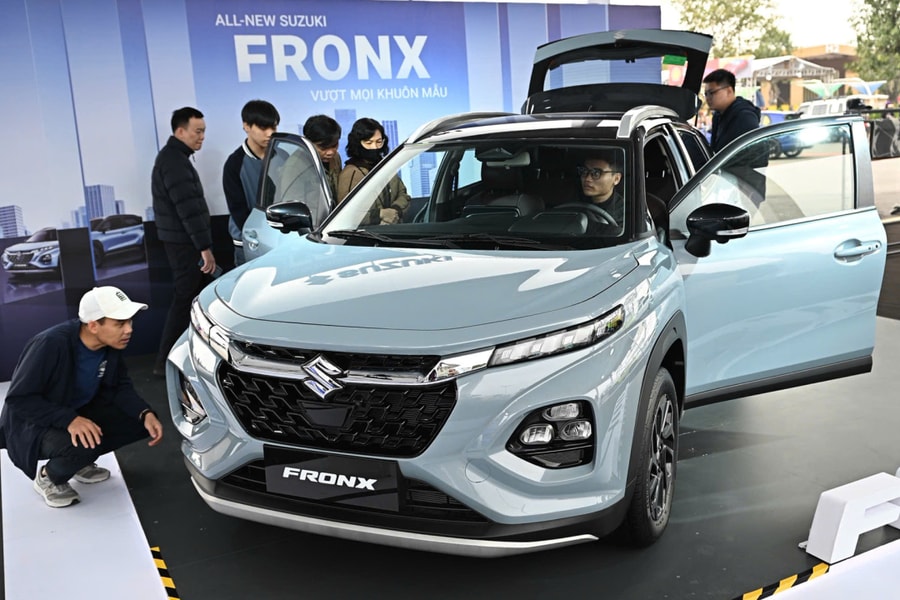 Suzuki Fronx hút khách quan tâm tại Vietnam Mobility Show 2025