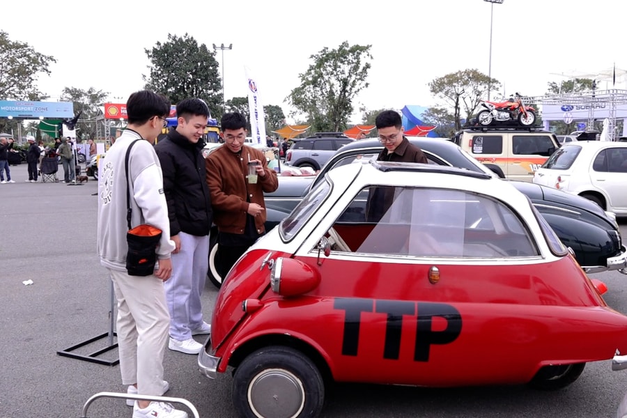 Ôtô ba bánh độc nhất ở Vietnam Mobility Show 2025