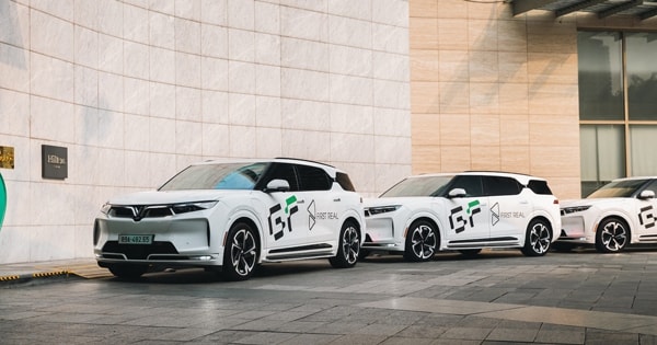 Nở rộ dịch vụ cho thuê xe điện