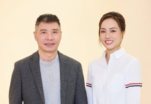 Vợ NSND Công Lý và nỗi lo chồng mất chức, hai tháng không có thu nhập