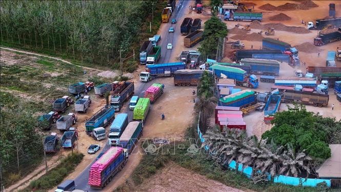 Cần sớm giải tỏa áp lực hạ tầng kho bãi cho cửa khẩu Tây Ninh