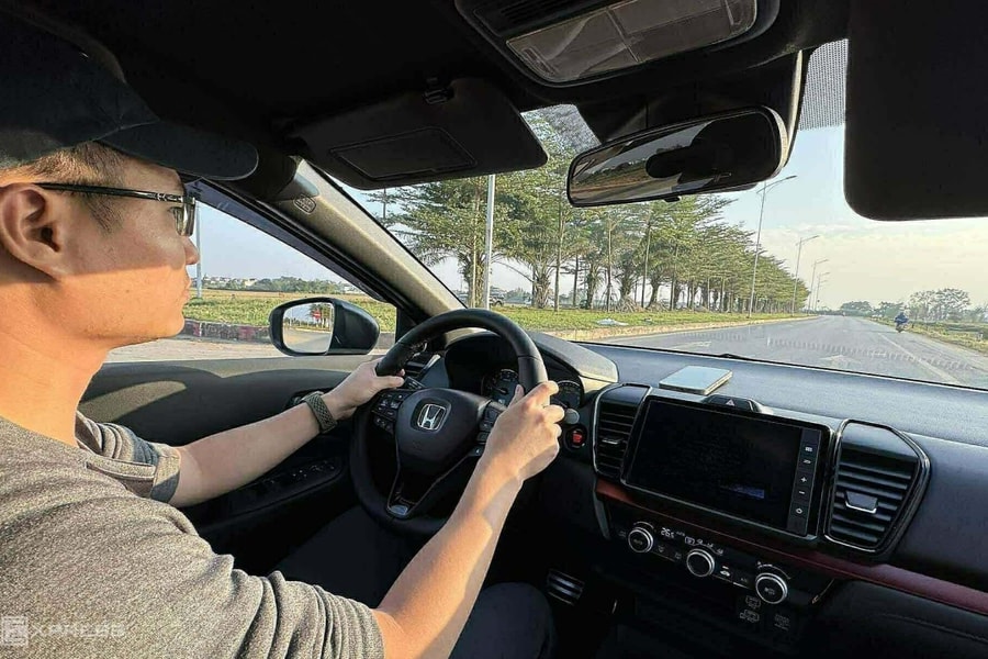 Sẽ phạt nặng các vi phạm thuộc dịch vụ thuê xe tự lái, từ năm 2026