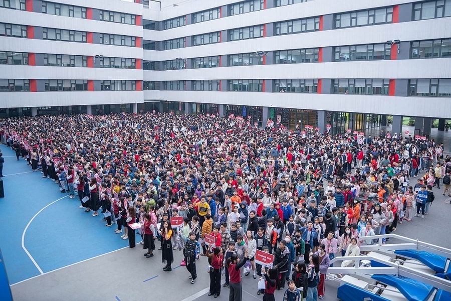 Trường Ngôi Sao Hoàng Mai trao 20 suất học bổng toàn phần
