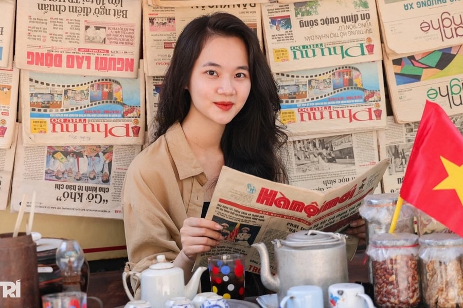 Toa tàu Hà Nội đưa khách “xuyên không” về ăn phở, uống cà phê thời bao cấp