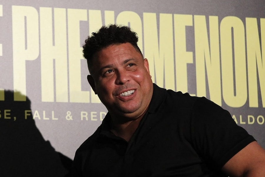 Ronaldo: 'Tôi từng bị hành hung trên sân vì hứa lập hat-trick'