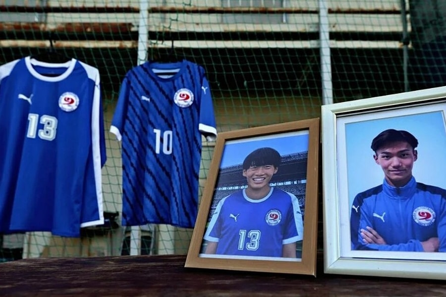 CLB đăng ký hai cầu thủ đã chết dự giải bóng đá THPT Nhật Bản