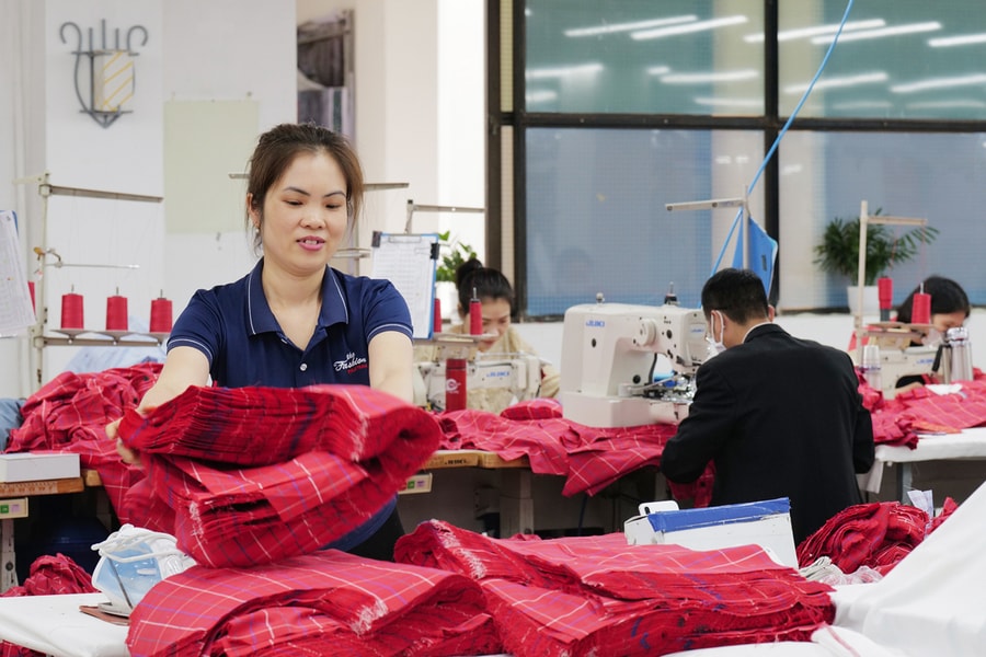 Lương, thưởng Tết Bính Ngọ tại các tỉnh thành