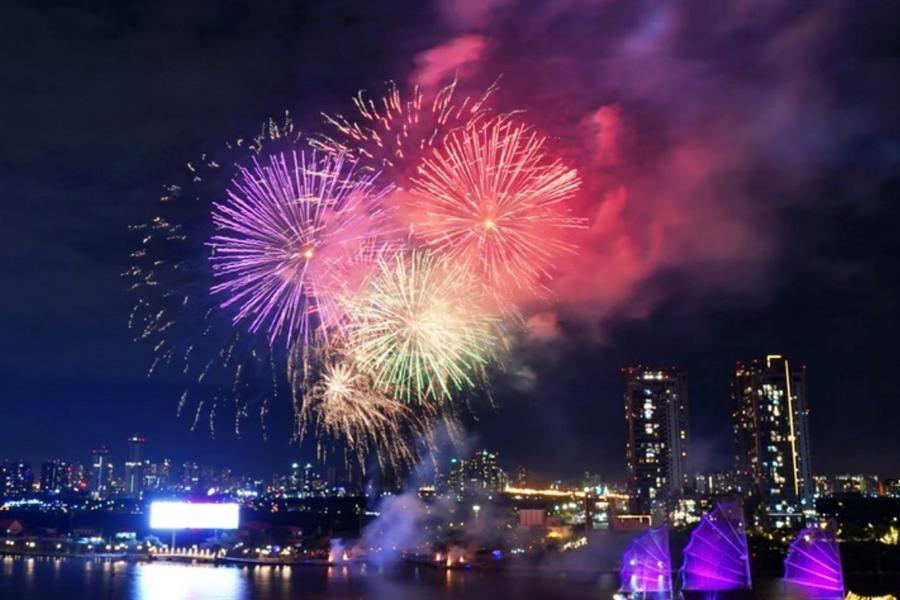 Thế giới và Việt Nam chào đón năm mới 2026