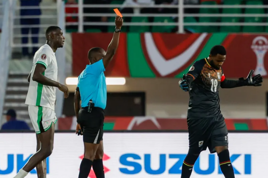 Đội tuyển dùng ba thủ môn trong một trận ở Cup châu Phi