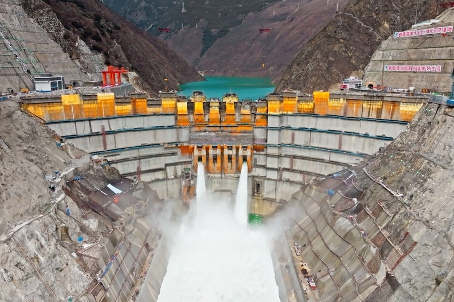 Nhà máy thủy điện đập vòm ở độ cao lớn nhất Trung Quốc