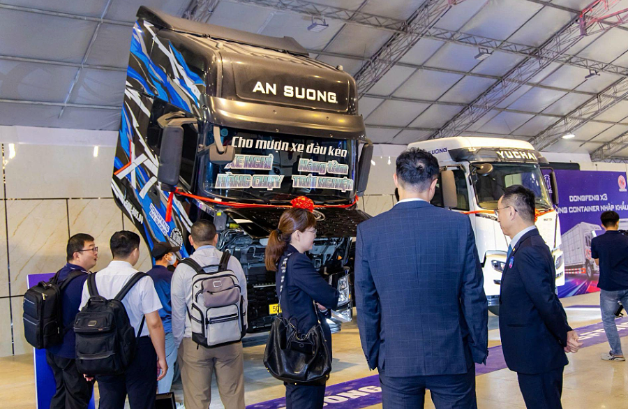 An Sương Group ra mắt xe đầu kéo Dongfeng X9