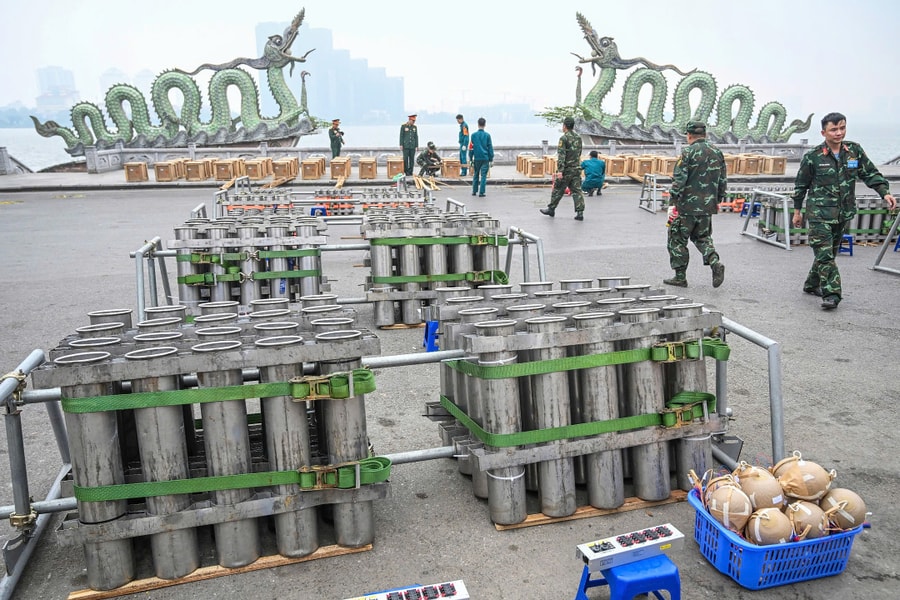 Hà Nội, TP HCM dàn trận pháo hoa đón năm 2026