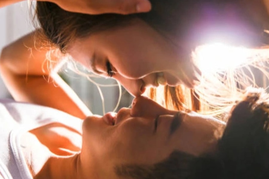 Tưởng yêu được gái ngoan, tôi sững sờ khi em rủ vào nhà nghỉ