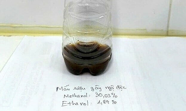 Rượu giả khiến 7 người ở Hải Phòng ngộ độc, một người chết