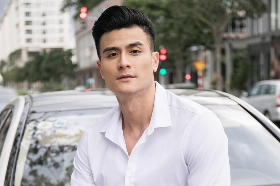 Vĩnh Thụy đăng ảnh vợ con