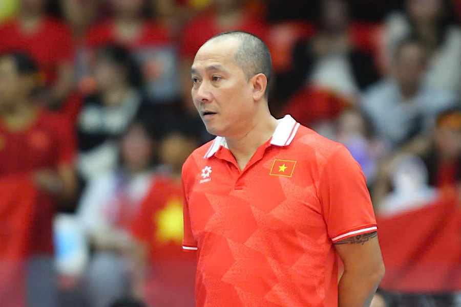 HLV tuyển bóng chuyền nữ Việt Nam tìm bến đỗ mới