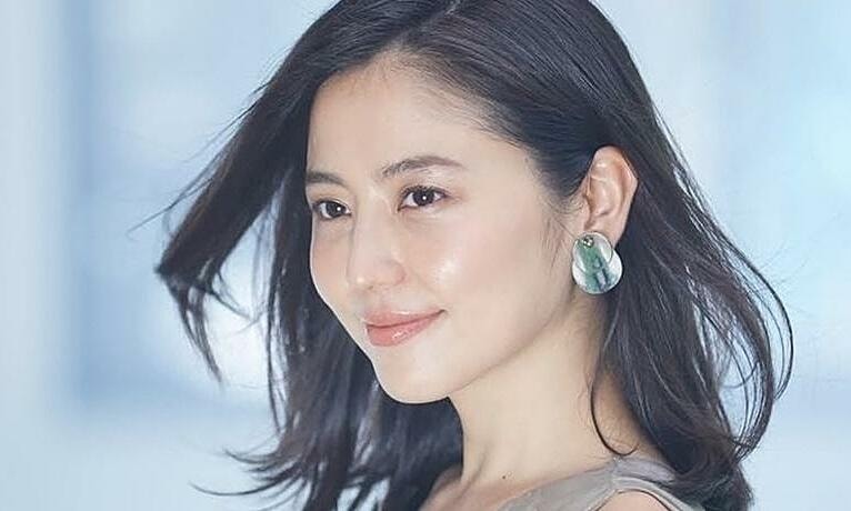 'Ngọc nữ' Nhật Masami Nagasawa kết hôn