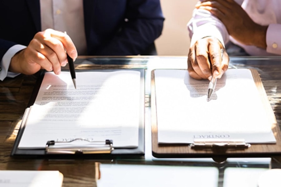 Để người lao động tự nguyện làm việc không lương, công ty có bị phạt?