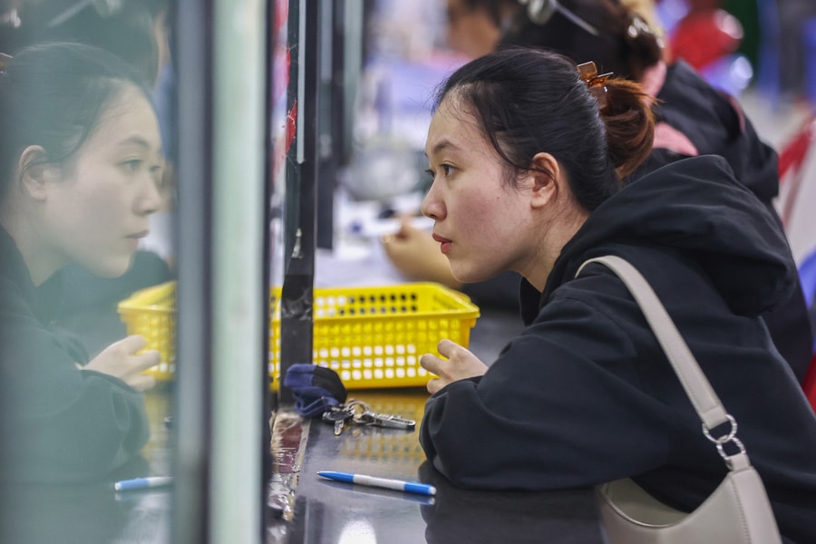 Trợ cấp thất nghiệp tối đa khu vực công tăng lên 26,55 triệu