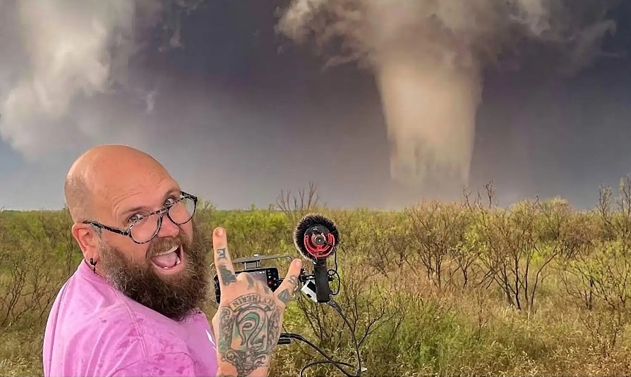 Săn bão - nghề nguy hiểm của những kẻ 'điên rồ'