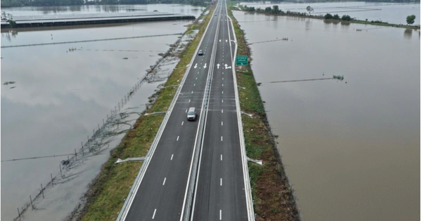 Lý do đoạn cao tốc Hậu Giang – Cà Mau chưa đưa vào khai thác lúc 9 giờ hôm nay