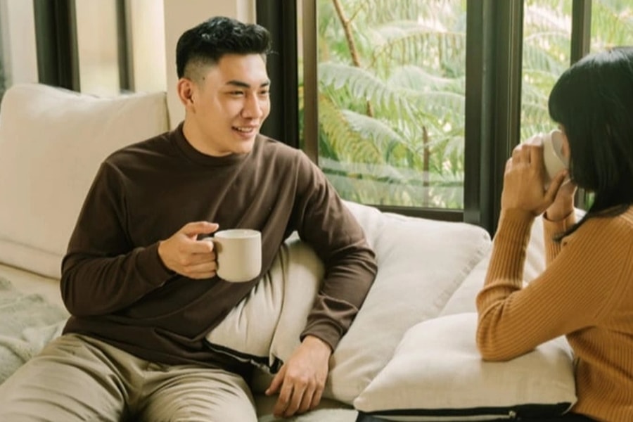 Nghỉ Tết không về quê, chồng tôi tìm sự nhẹ nhõm trong vòng tay người khác