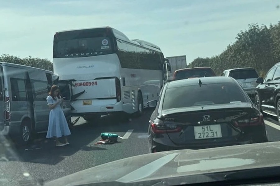 7 ôtô tông liên hoàn trên cao tốc Phan Thiết - Dầu Giây