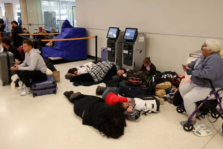 Hàng nghìn du khách mắc kẹt tại Caribe vì Mỹ tập kích Venezuela