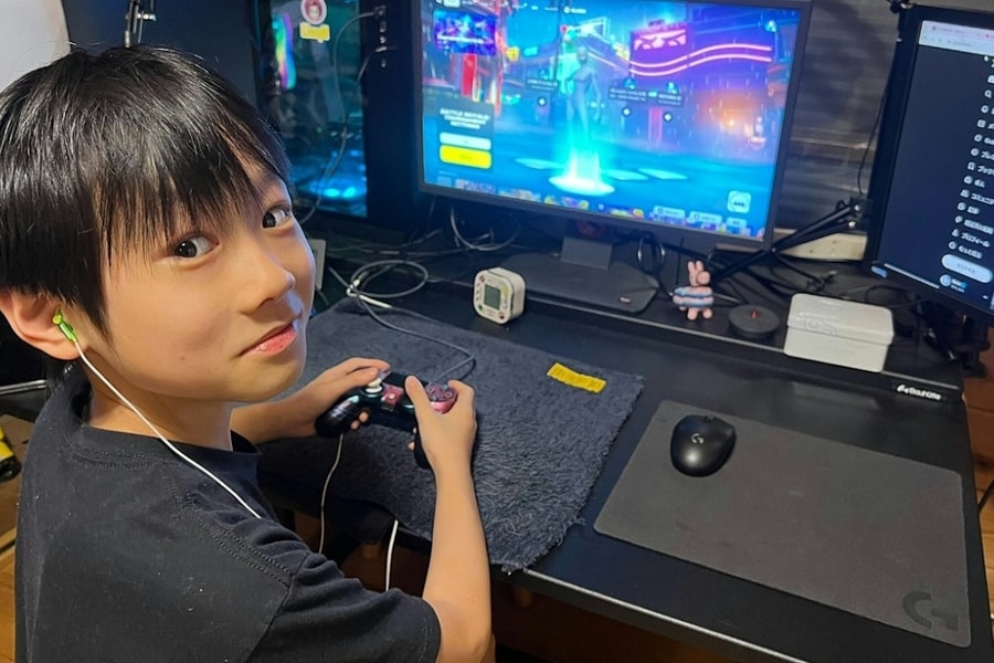 Bố ủng hộ con trai 12 tuổi bỏ học chơi game