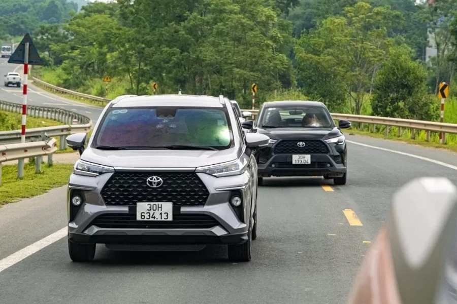 Bộ ba xe bán chạy nhất Toyota giảm giá đầu năm