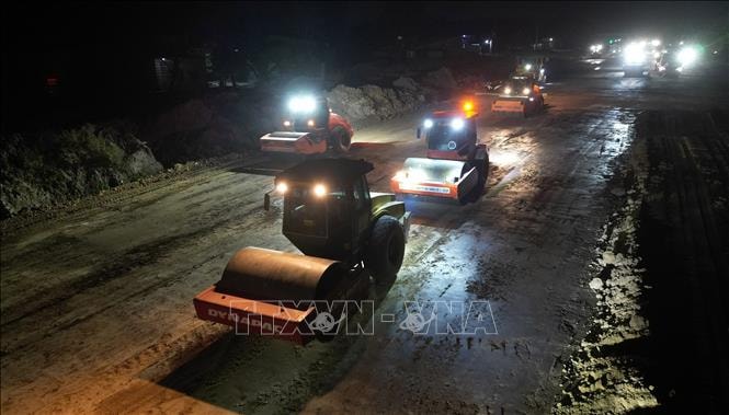 Kiểm tra giải phóng mặt bằng các dự án giao thông kết nối sân bay Long Thành