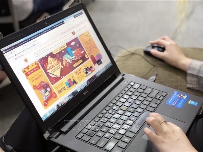 Luật Thương mại điện tử: Minh bạch thuật toán, tăng quản lý sàn ngoại