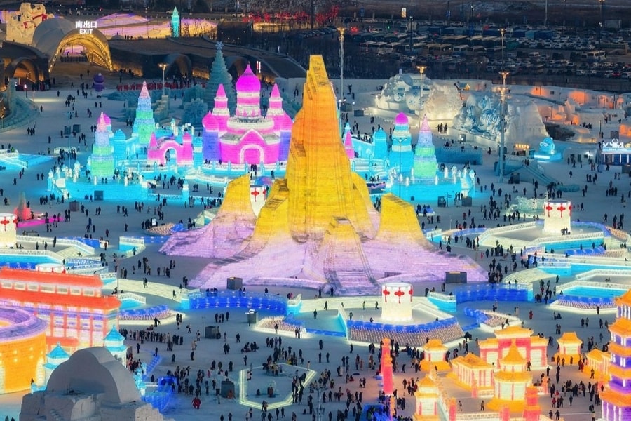 Bên trong lễ hội băng tuyết lớn nhất thế giới ở Cáp Nhĩ Tân