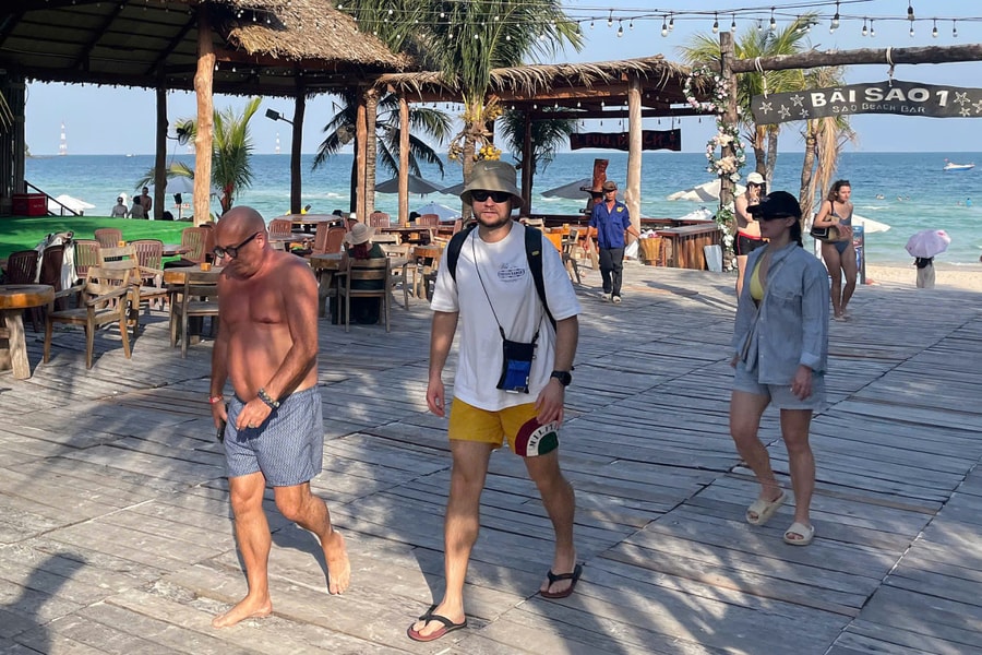 Lỗ hổng quản lý dịch vụ du lịch giai đoạn cao điểm lễ Tết