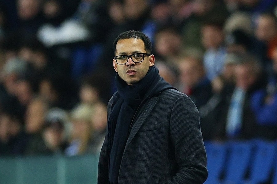 Chelsea bổ nhiệm HLV Rosenior