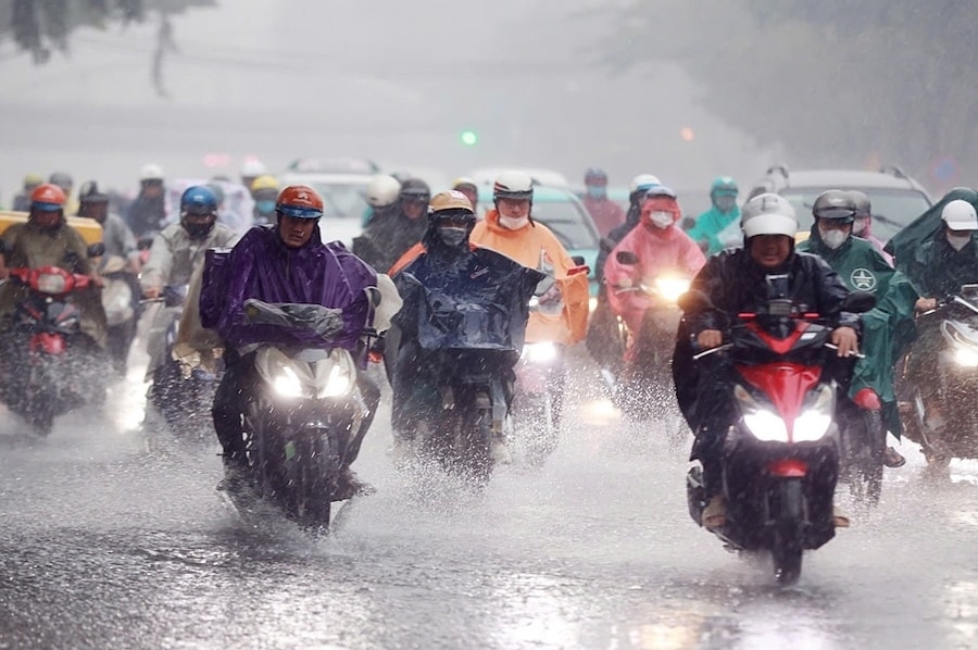 TP HCM mưa trái mùa hiếm gặp nhiều ngày liên tiếp