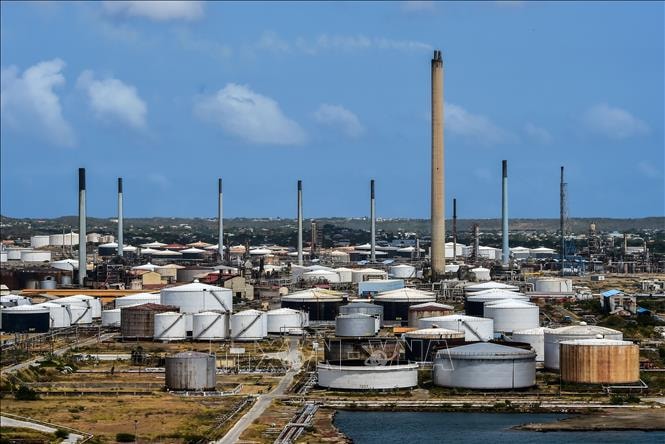 Bốn thành viên OPEC+ có kế hoạch giảm bù sản lượng đến tháng 6/2026