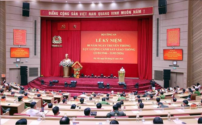 Lực lượng Cảnh sát giao thông đón nhận Huân chương Quân công hạng Nhất