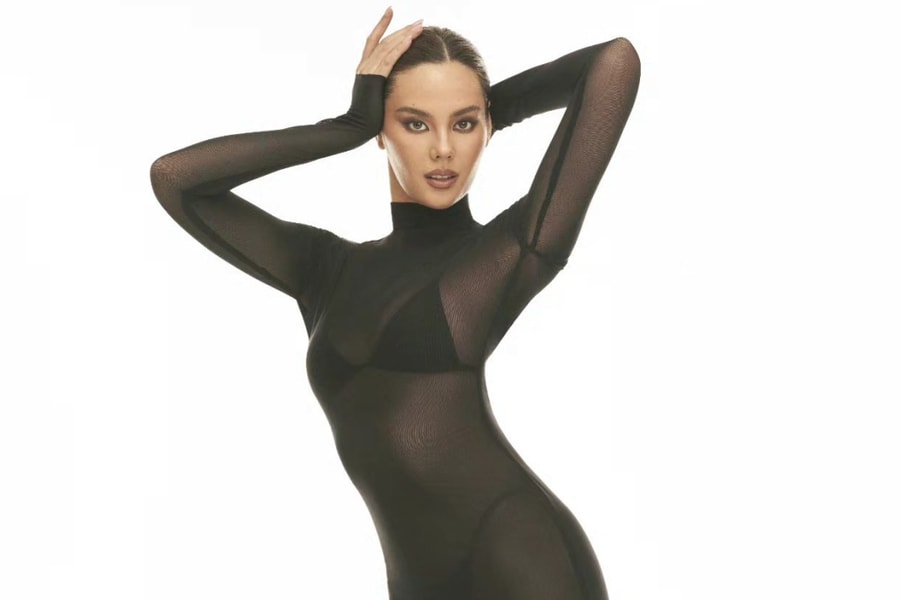 Sắc vóc 'mỹ nhân đẹp vượt thời gian' Catriona Gray