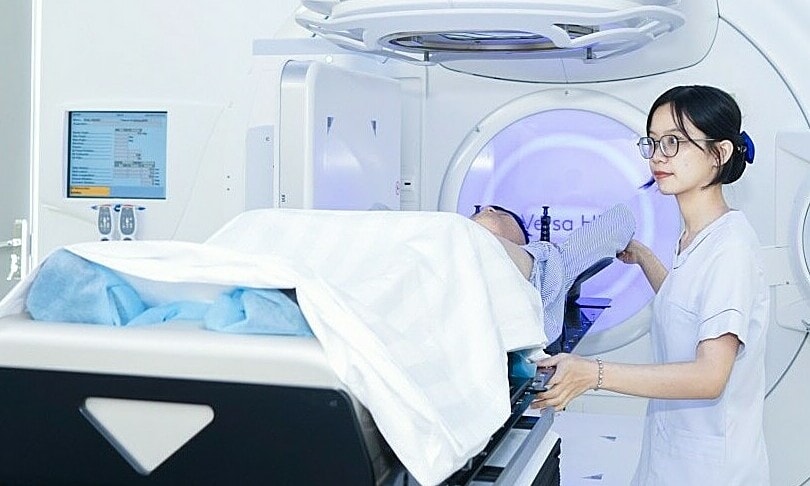 Viêm lưỡi tiến triển thành ung thư