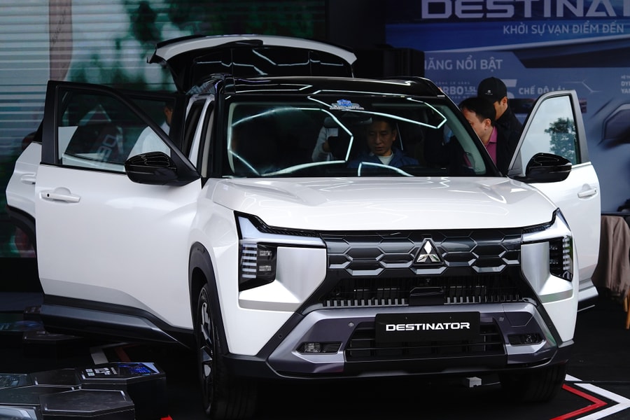 Mitsubishi khuyến mãi hàng loạt xe trước Tết Nguyên đán