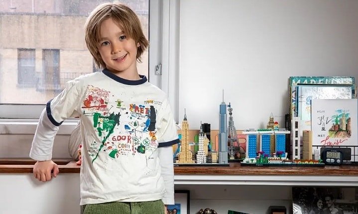 Bố mẹ cho con 7 tuổi du lịch qua 7 châu lục