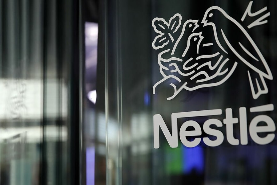 Nestlé nguy cơ mất 1,5 tỷ USD vì thu hồi sữa bột toàn cầu