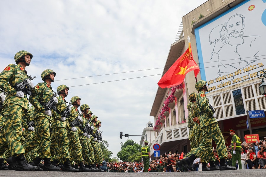 Nâng mức hỗ trợ ốm đau cho sĩ quan quân đội nghỉ hưu