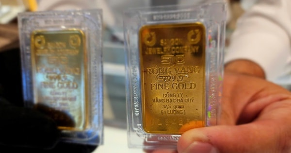 Sáng 9-1, giá vàng miếng SJC bỏ xa mốc 158 triệu đồng/lượng