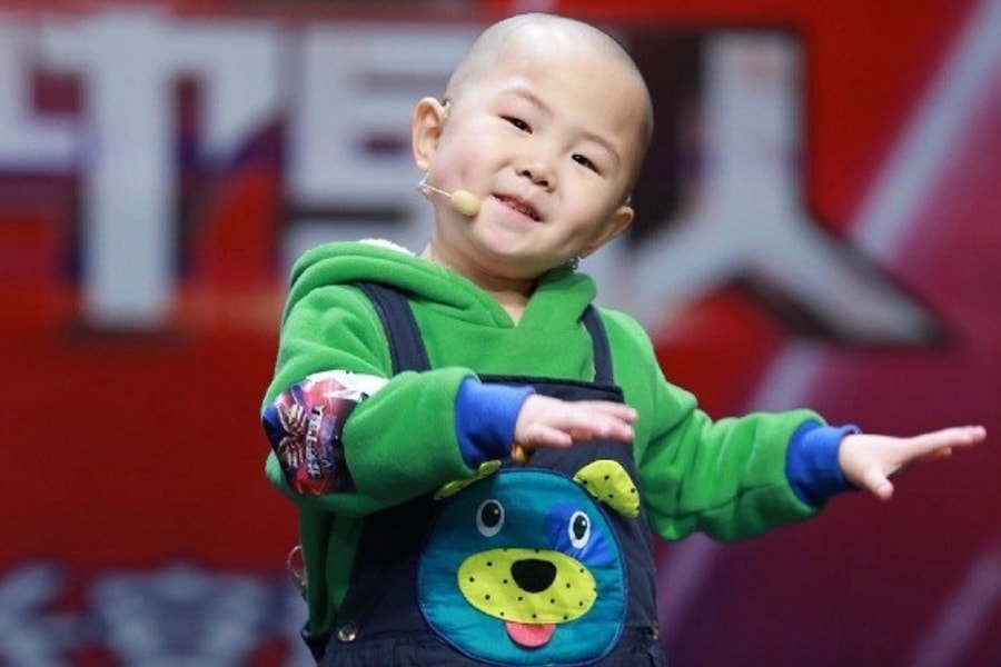 Thần đồng Trung Quốc kiếm tiền tỷ từ lúc 3 tuổi nhờ tài năng nhảy giờ ra sao?